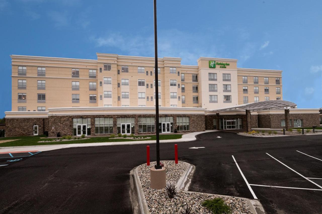 Holiday Inn & Suites Detroit - Troy By Ihg エクステリア 写真