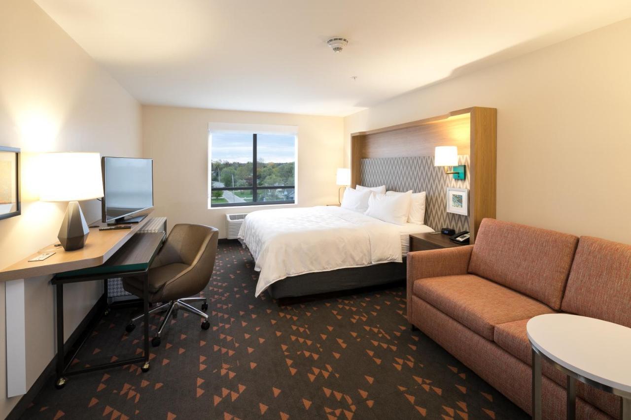 Holiday Inn & Suites Detroit - Troy By Ihg エクステリア 写真