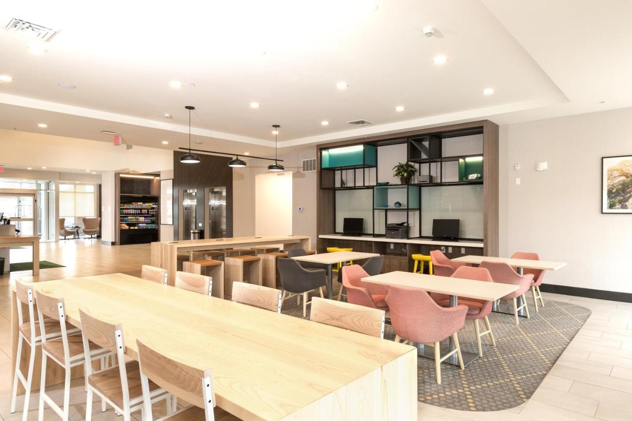 Holiday Inn & Suites Detroit - Troy By Ihg エクステリア 写真