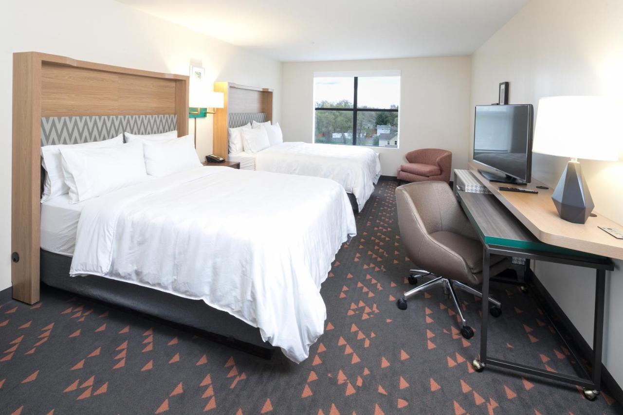 Holiday Inn & Suites Detroit - Troy By Ihg エクステリア 写真
