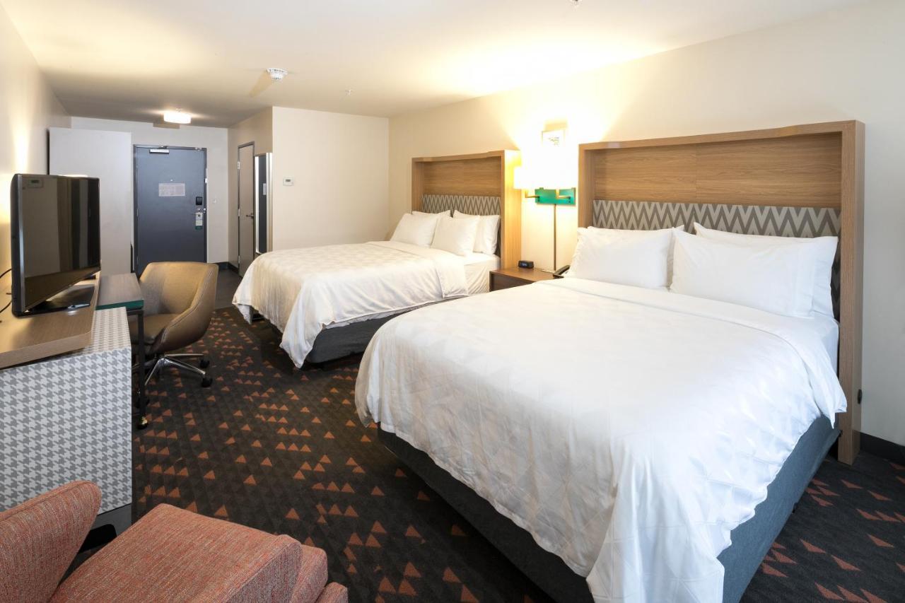 Holiday Inn & Suites Detroit - Troy By Ihg エクステリア 写真