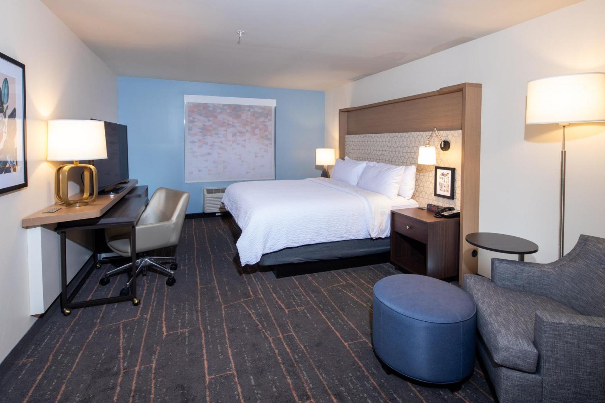 Holiday Inn & Suites Detroit - Troy By Ihg エクステリア 写真